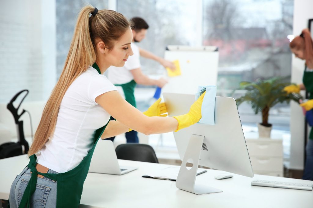 3 Reasons to Use a Maid Service